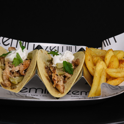 Tavuk Taco